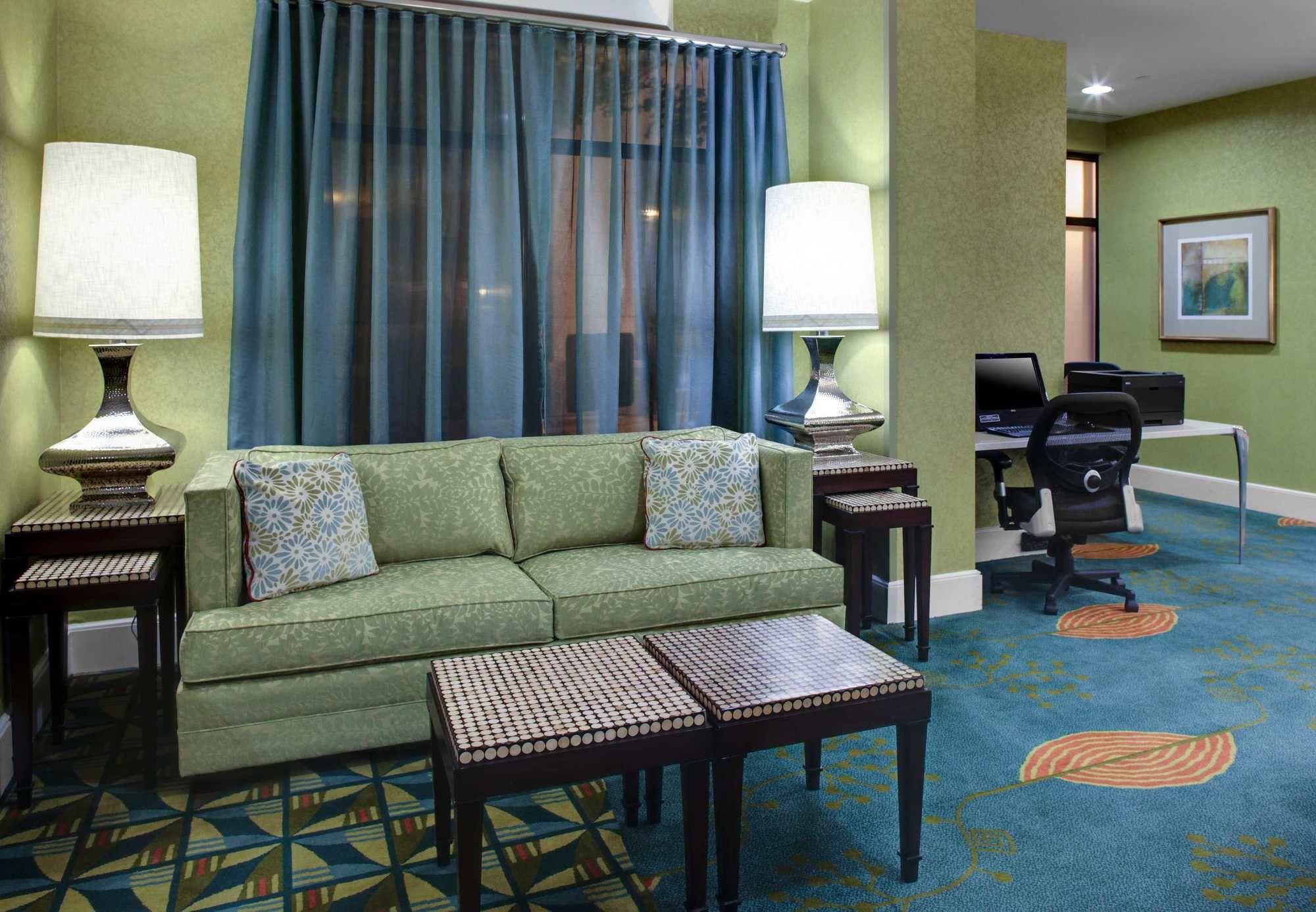 Springhill Suites Memphis Downtown Экстерьер фото