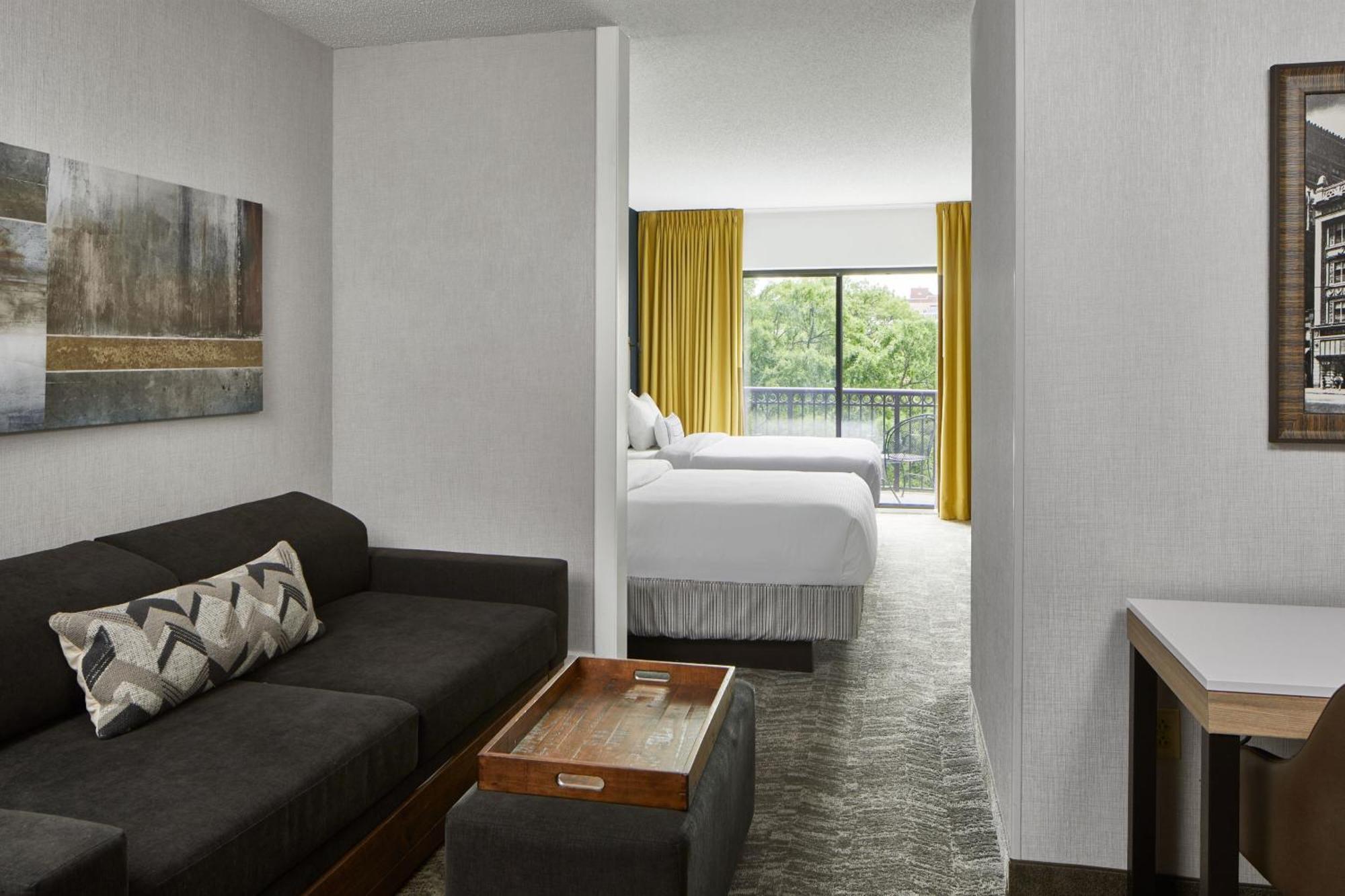 Springhill Suites Memphis Downtown Экстерьер фото