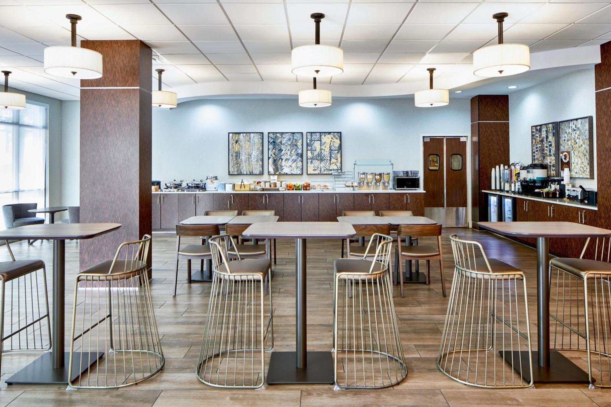 Springhill Suites Memphis Downtown Экстерьер фото