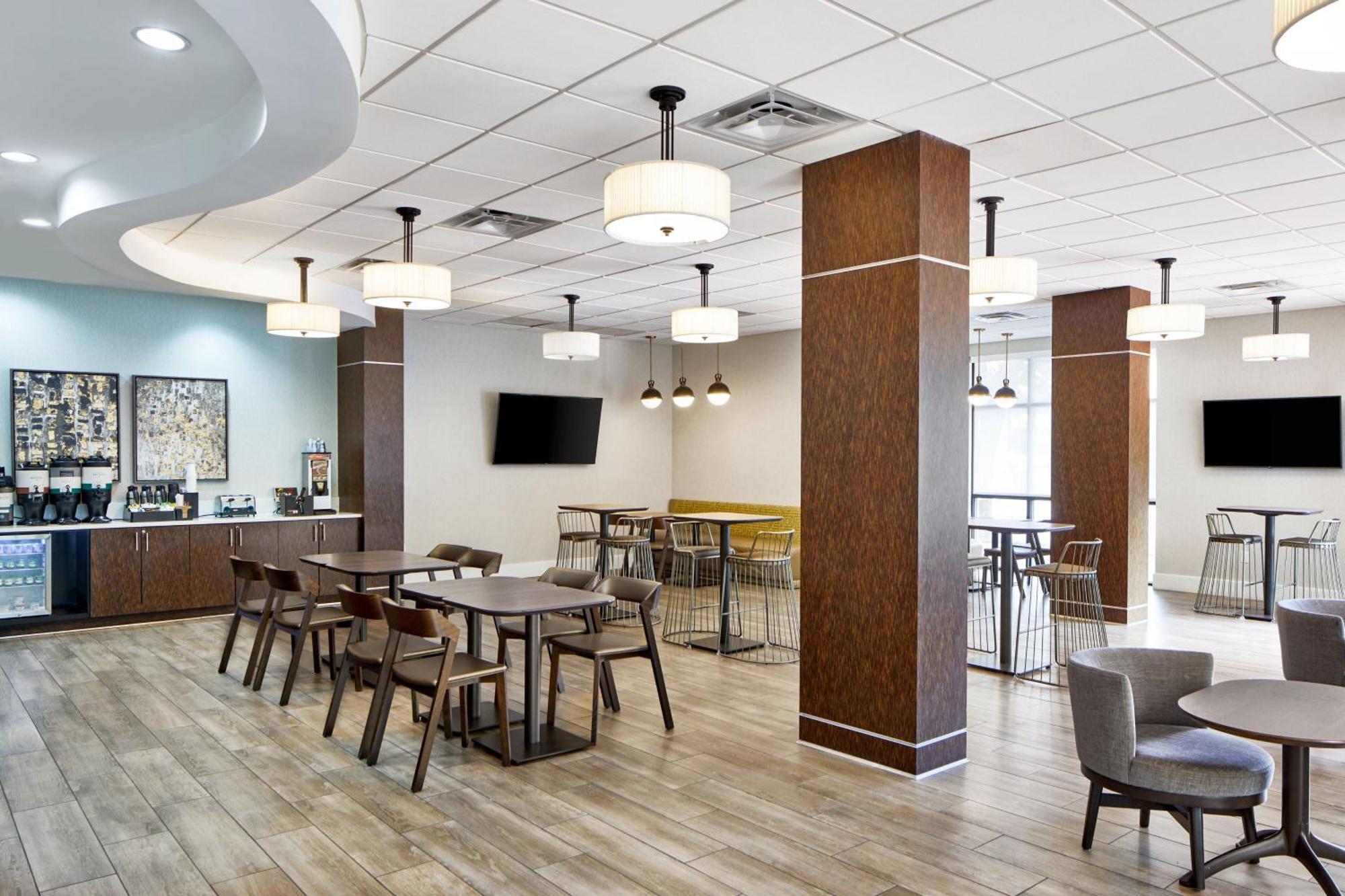 Springhill Suites Memphis Downtown Экстерьер фото